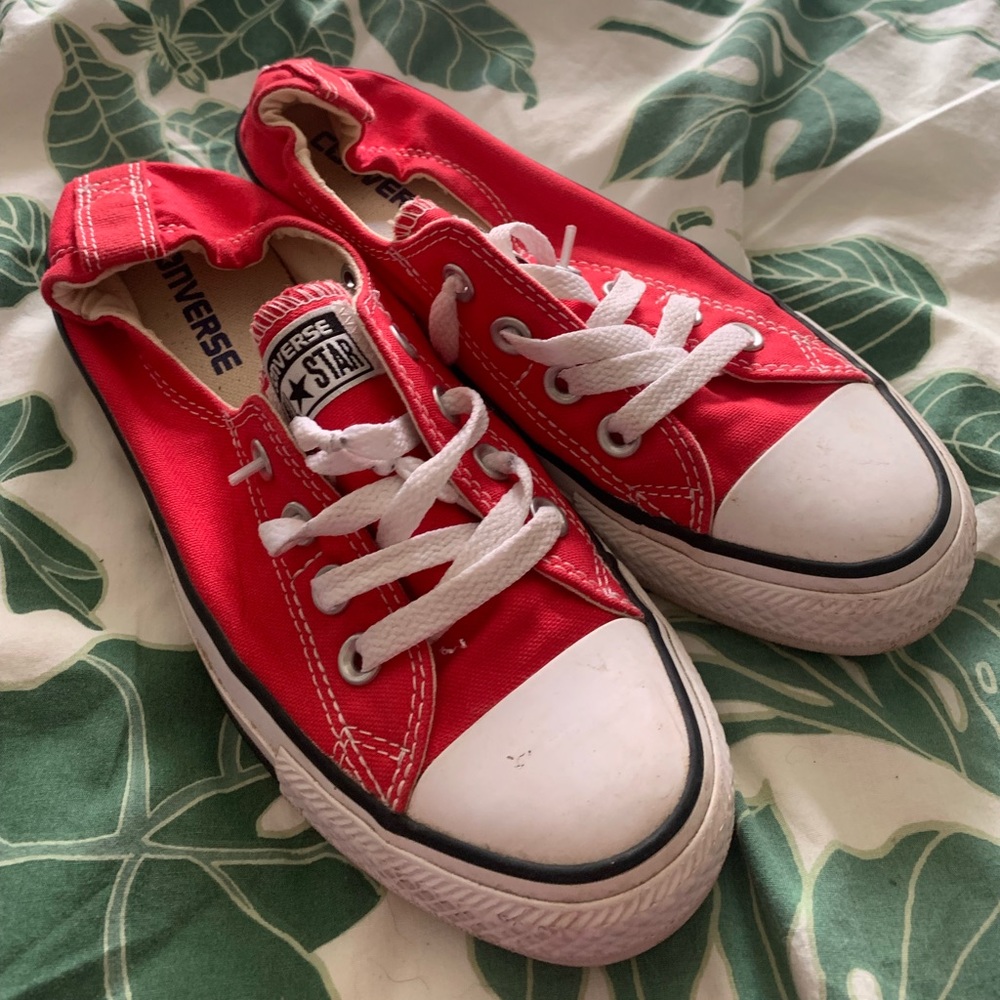 Converse Women’s size 7 true red slip-on sneakers